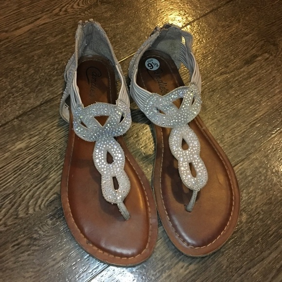 Candies Gray Dot Twist Strap Boho Sandals Women’s Size 9.5 - Picture 2 of 9